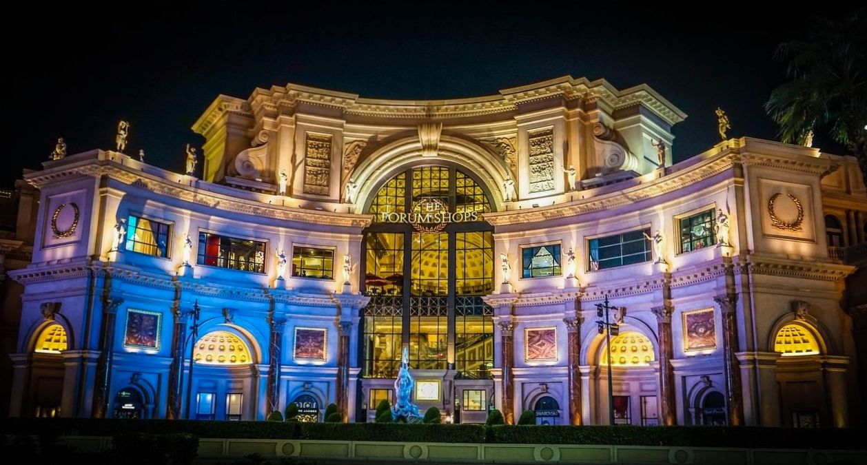 Hotel & Casino Experience